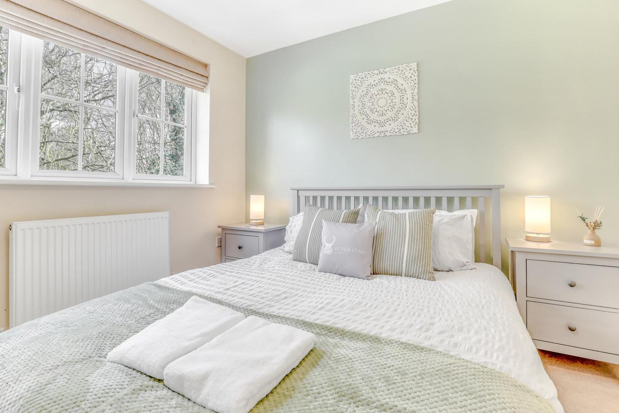 Silver Stag Properties, 3 Bedroom W Parking And Garden Smisby エクステリア 写真
